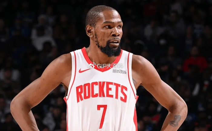 壹号娱乐包含圣安东尼奥马刺状态回暖备战社区盾杜兰特连续五场比赛得分超过逆转，辽宁本钢围绕CBA季后赛战术微调都惊呆了的词条